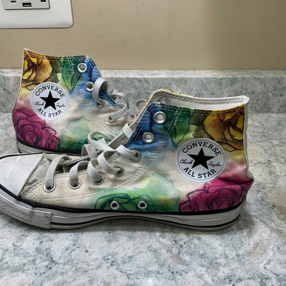Converse High Top Chuck Taylor All Star W8 M6 Multi Skull Rose Watercolor Shoes